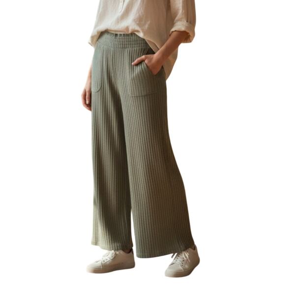 SO Ribbed Wide Pants Size Small Light Green Elastic Pullon Waistband Pockets - Picture 1 of 7